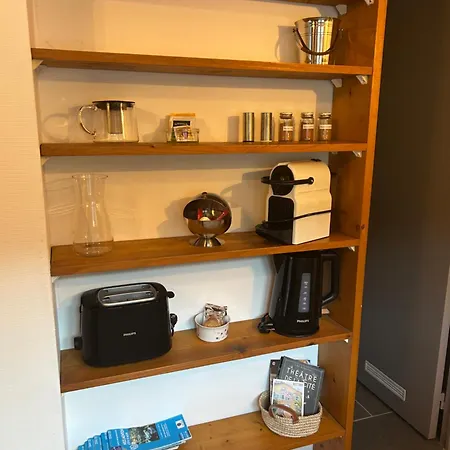 Climatise Avec Terrasse Ombragee Dans Maison Au Calme Et Dans La Verdure 아파트