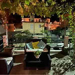 Appartamento Climatisé Avec Terrasse Ombragée Dans Maison Au Calme Et Dans La Verdure