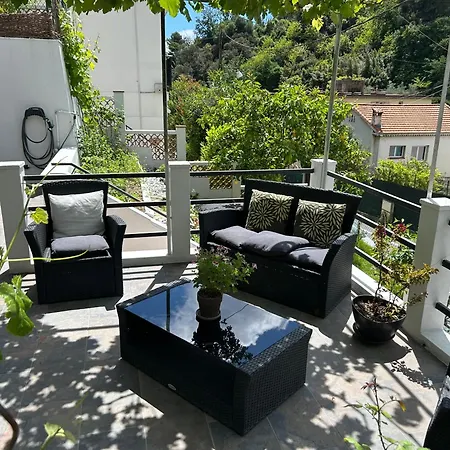 Climatisé Avec Terrasse Ombragée Dans Maison Au Calme Et Dans La Verdure